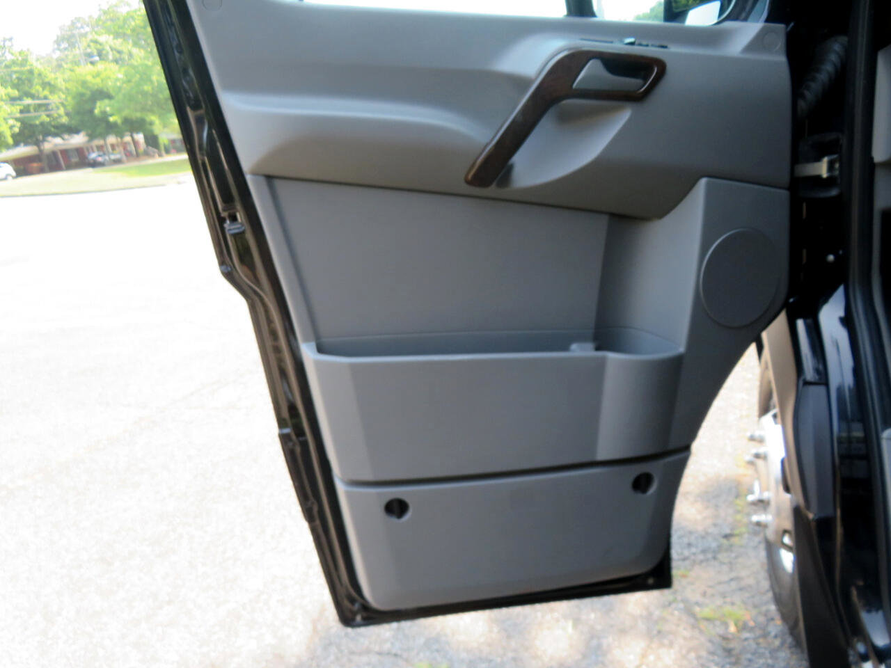 Used 2014 Mercedes-Benz Sprinter 3500 image 16