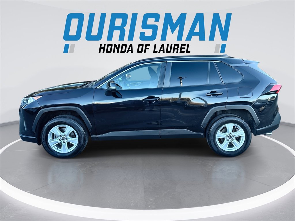 Used 2021 Toyota RAV4 XLE image 5