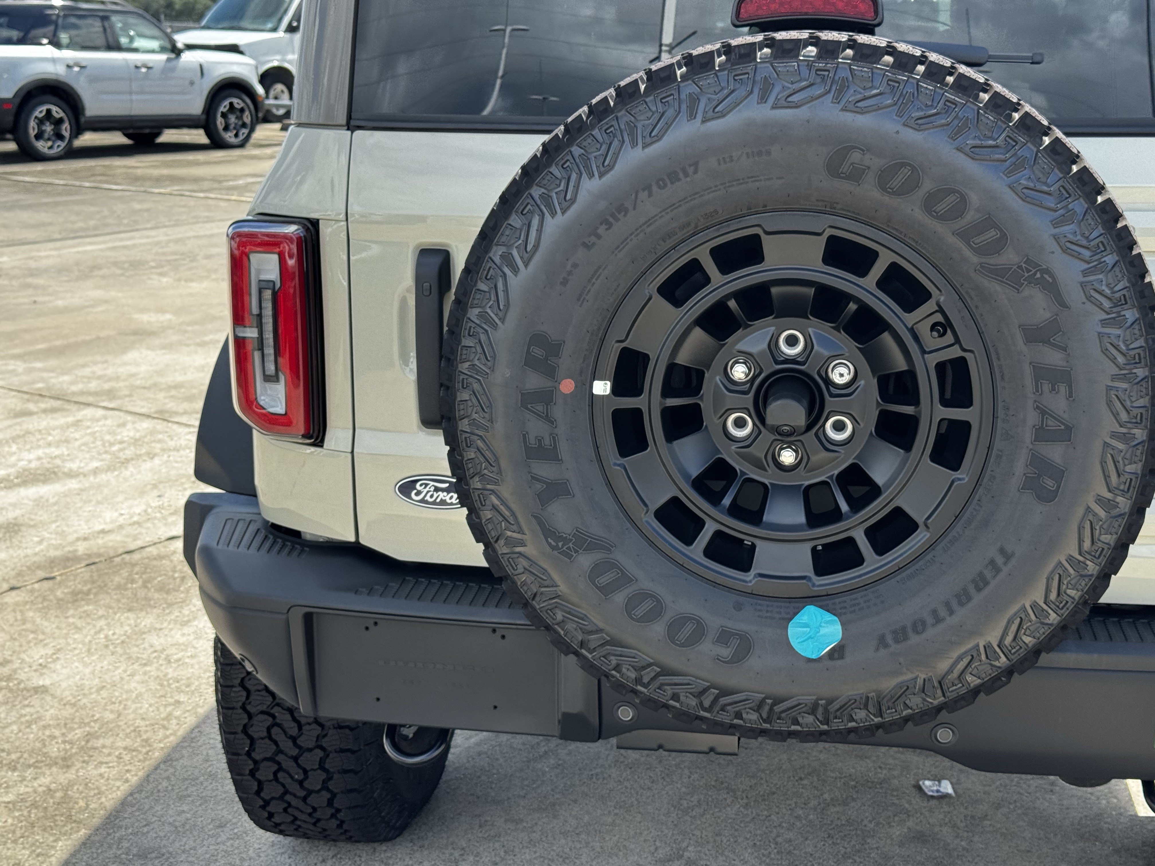 New 2026 Ford Bronco Badlands AWD/4WD image 11