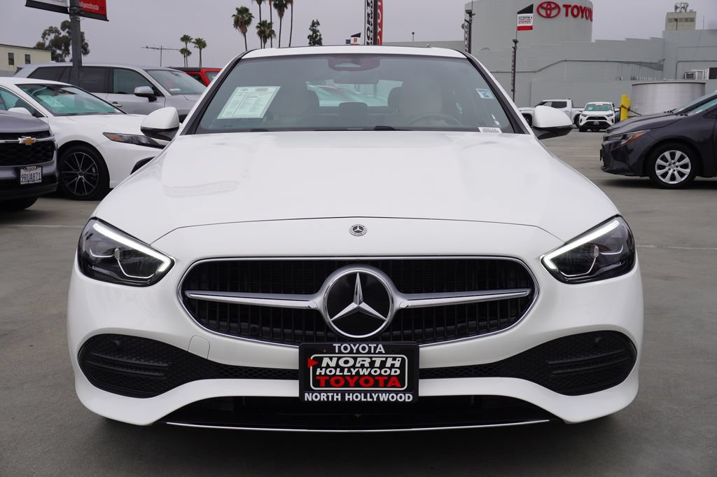 Used 2025 Mercedes-Benz C 300 Sedan image 3