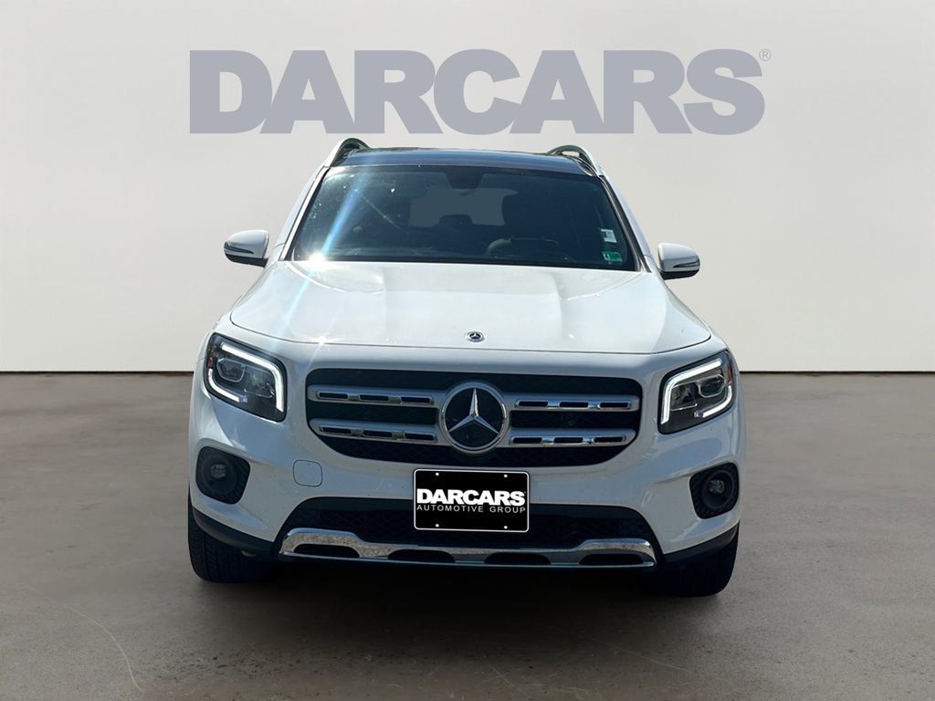Used 2023 Mercedes-Benz GLB 250 4MATIC image 2