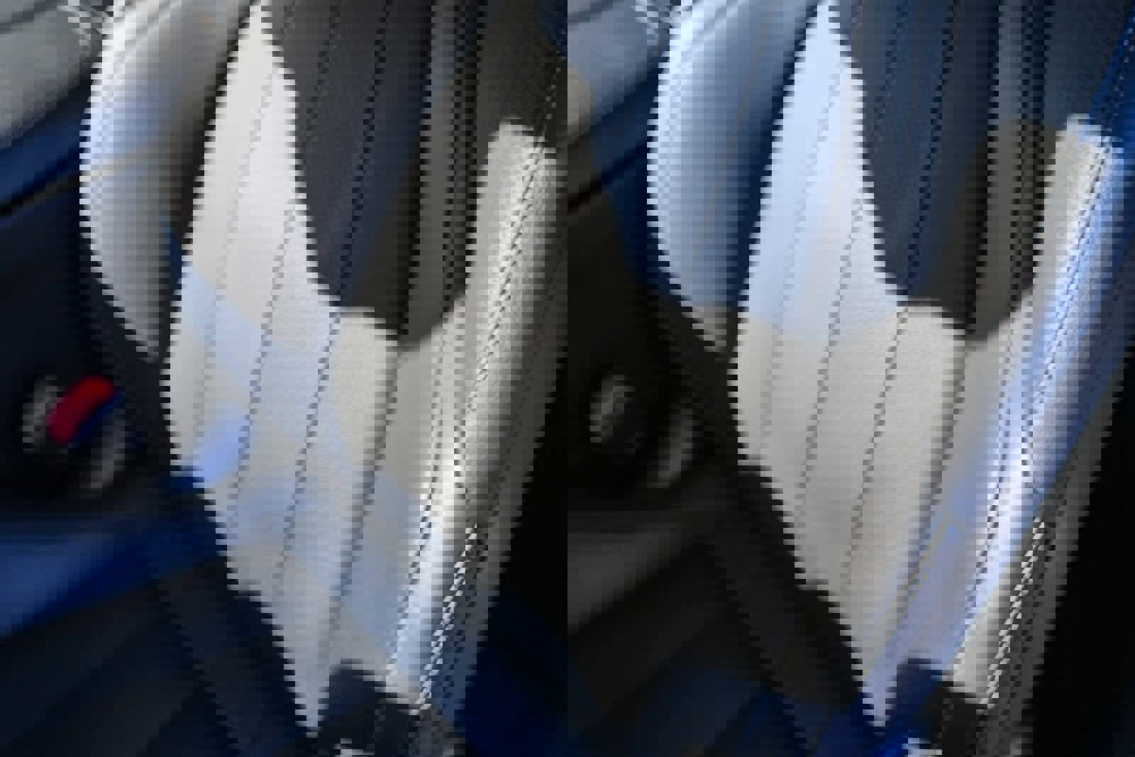 Used 2025 Mercedes-Benz CLE 300 4MATIC Coupe image 23