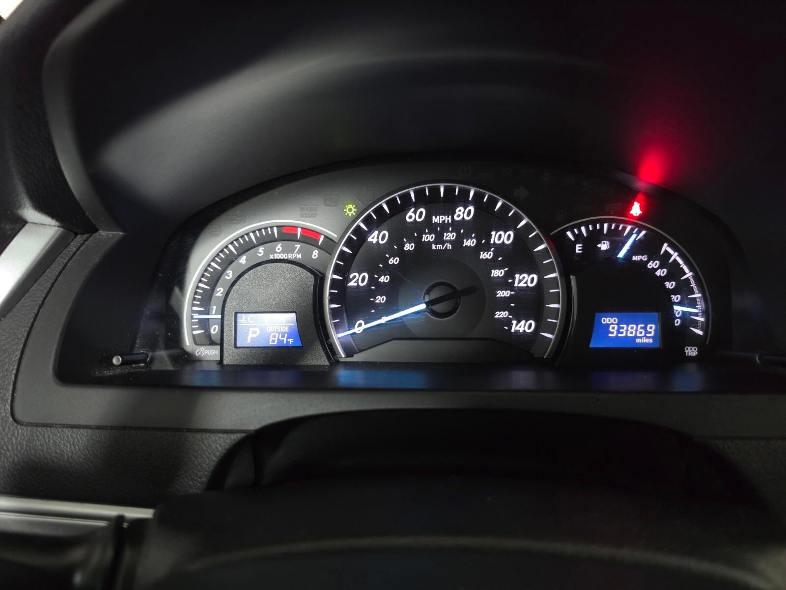 Used 2012 Toyota Camry LE FWD image 31
