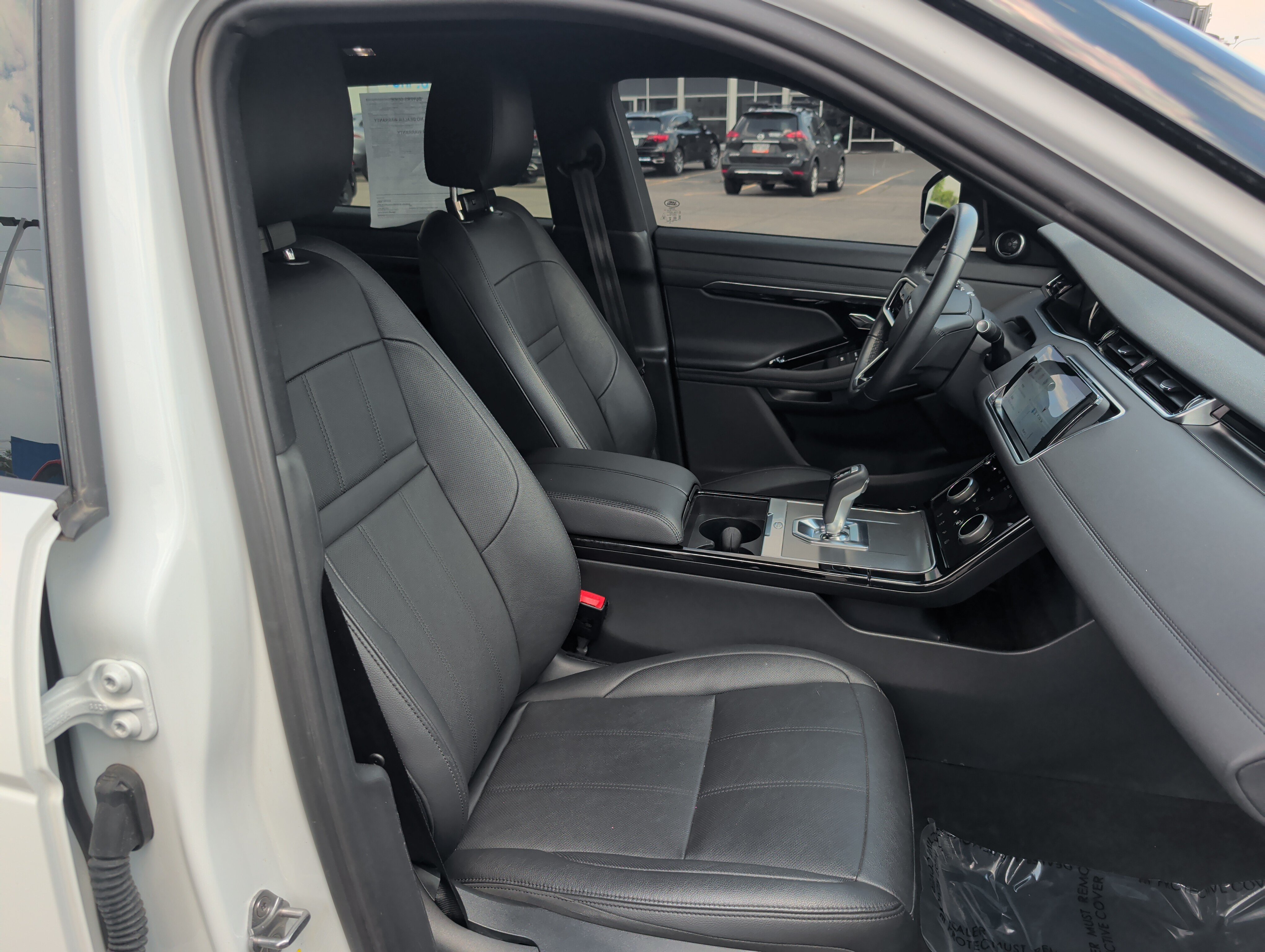 Used 2023 Land Rover Range Rover Evoque SE AWD/4WD image 26
