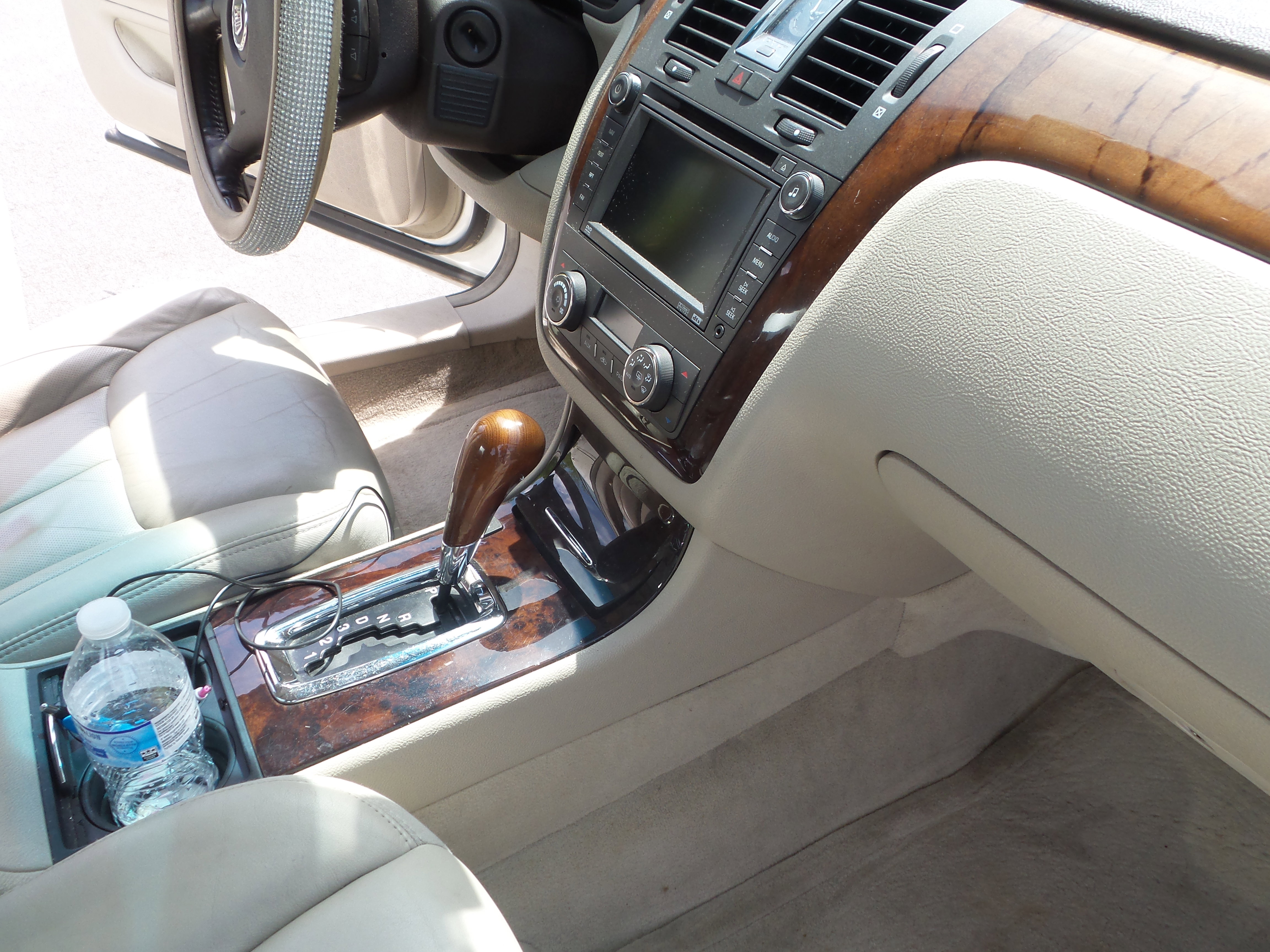 Used 2008 Cadillac DTS FWD image 53