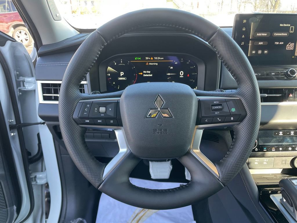 New 2026 Mitsubishi Outlander SEL image 15