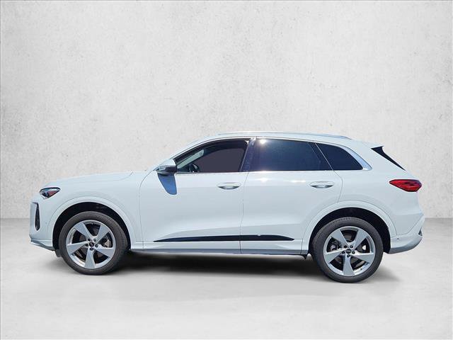 Certified 2025 Audi Q5 Premium w/ Premium Plus AWD/4WD image 10