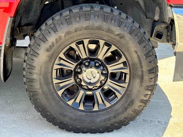 Used 2020 Ford F250 Lariat w/ Lariat Ultimate Package AWD/4WD image 34