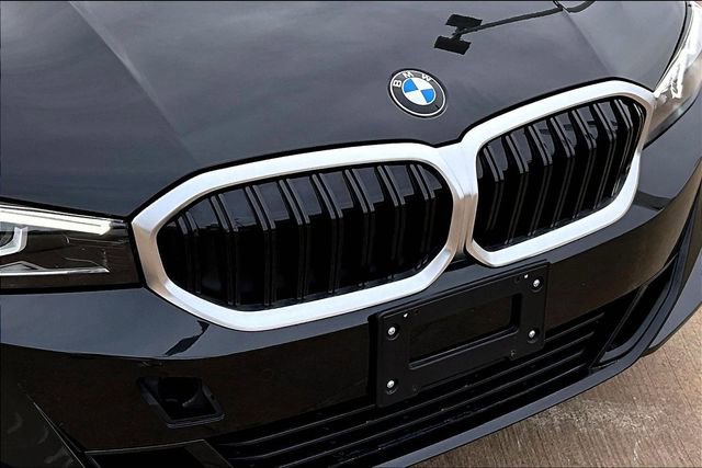Used 2024 BMW 330i xDrive Sedan AWD/4WD image 30