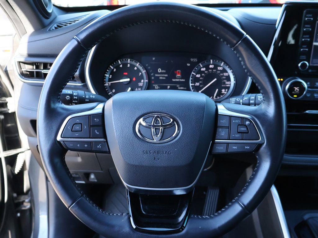 Used 2021 Toyota Highlander XSE image 33