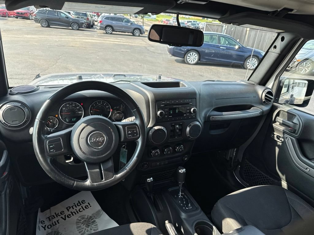 Used 2018 Jeep Wrangler Unlimited Sport S AWD/4WD image 28