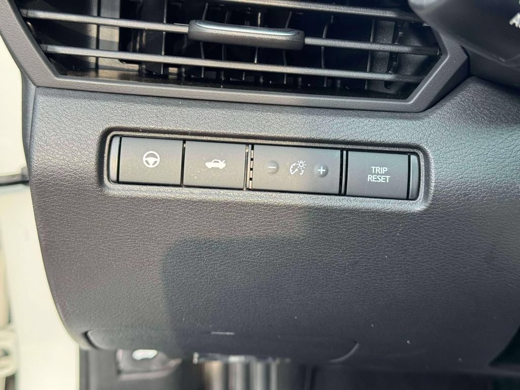 Certified 2025 Nissan Altima 2.5 SL FWD image 20