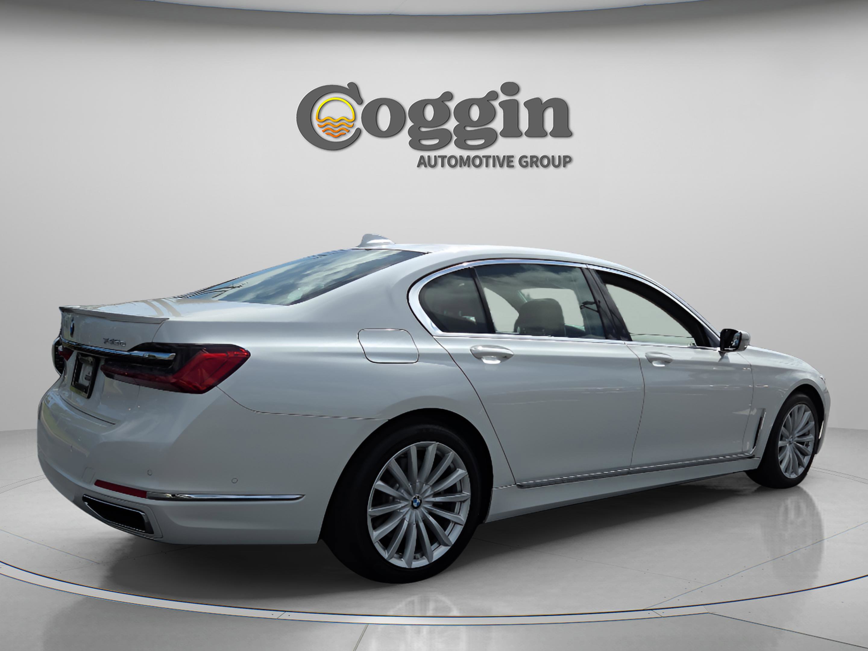 Used 2020 BMW 745e xDrive image 6