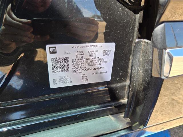 Used 2023 Chevrolet Traverse Premier w/ LPO, Cargo Package FWD image 25