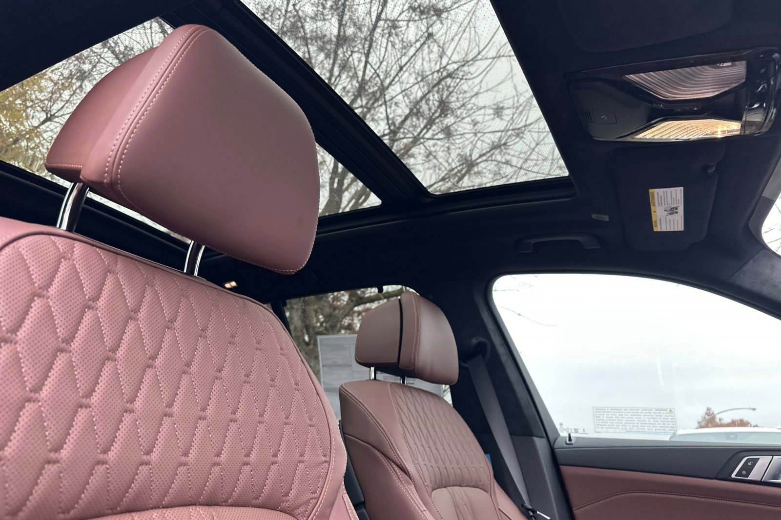 New 2026 BMW X5 xDrive40i w/ Executive Package image 14