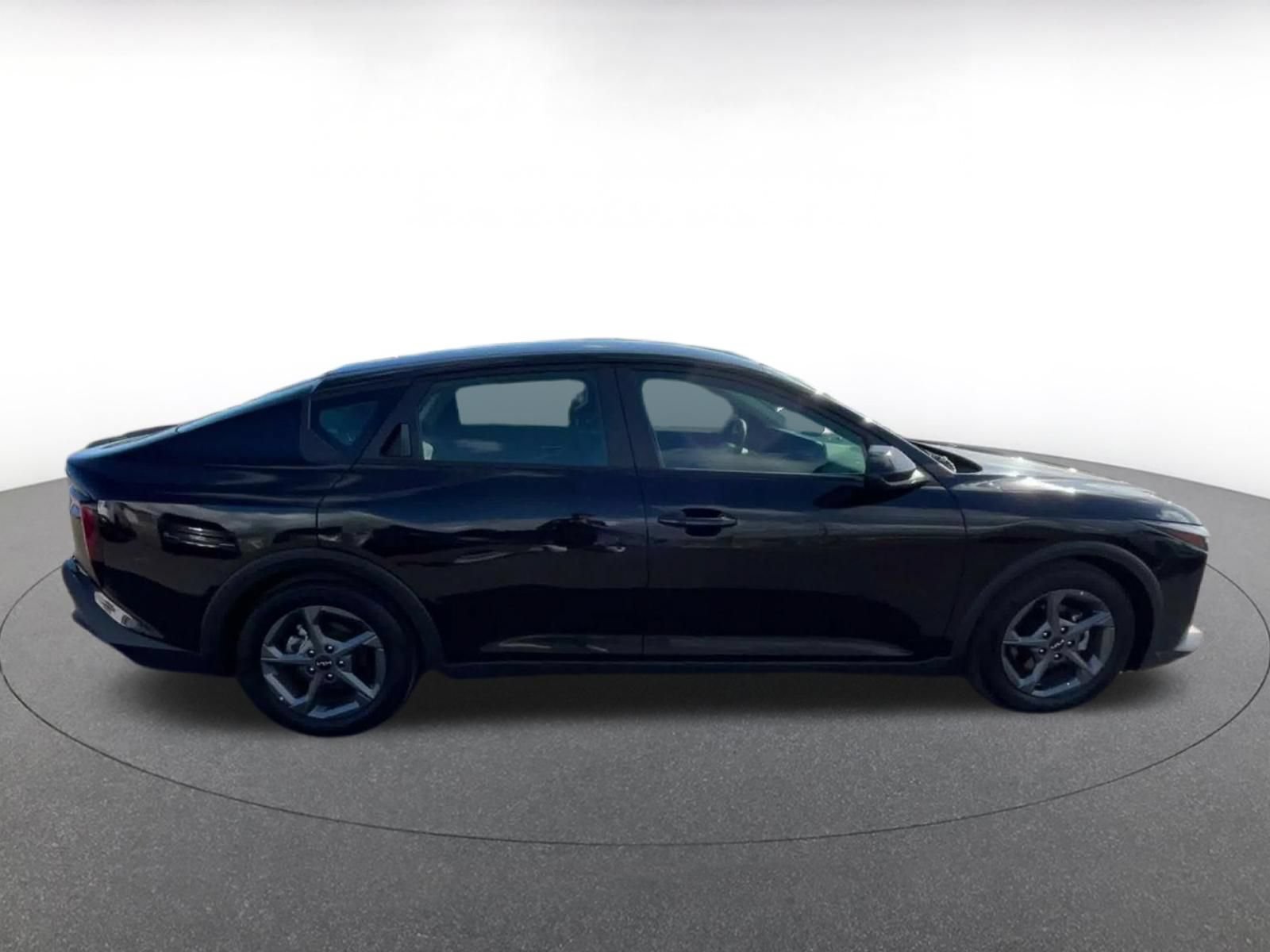 Used 2025 Kia K4 FWD image 20