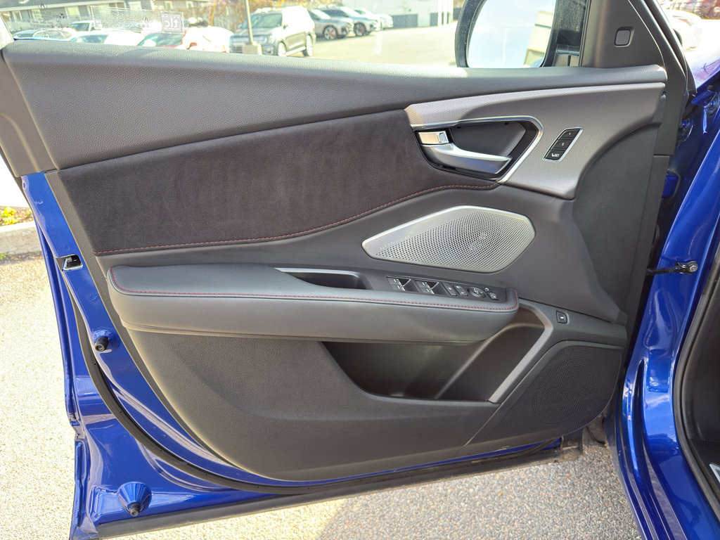 Used 2025 Acura RDX A-Spec image 10