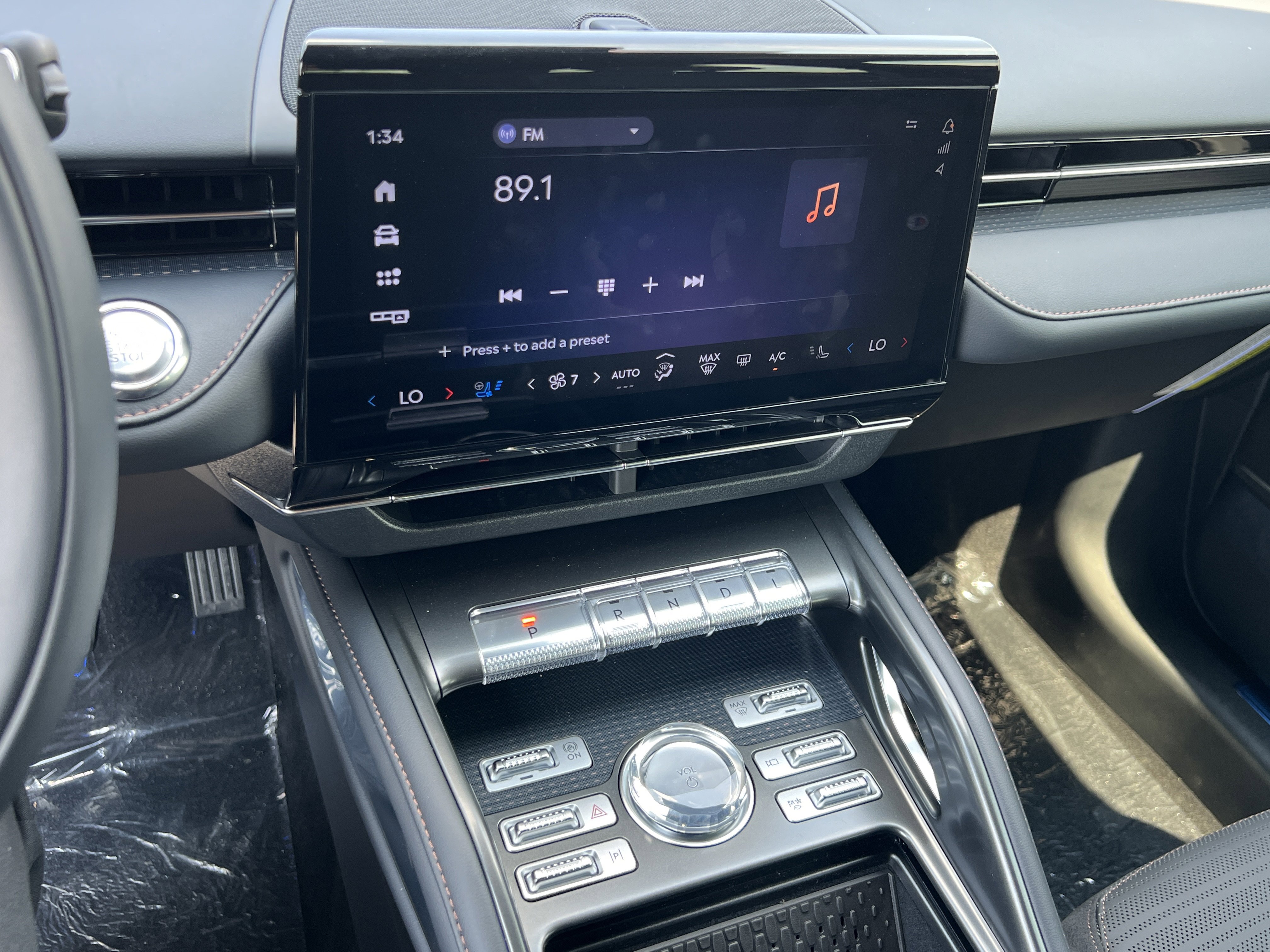 New 2025 Lincoln Nautilus Reserve w/ Jet Appearance Package image 18