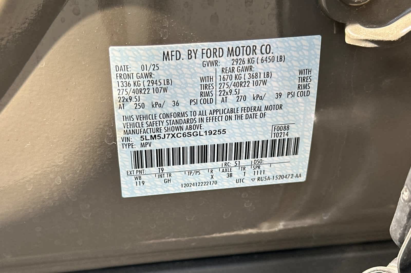 Certified 2025 Lincoln Aviator Reserve w/ Equipment Group 201A AWD/4WD image 31