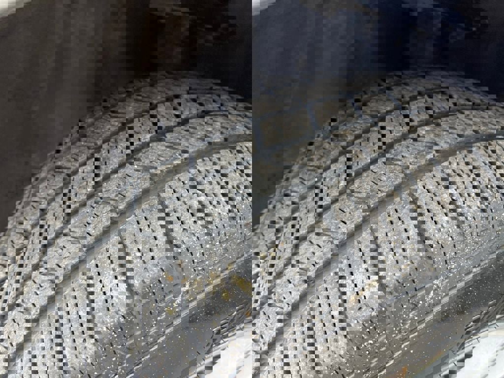 Used 2022 Chrysler Pacifica Touring-L image 25