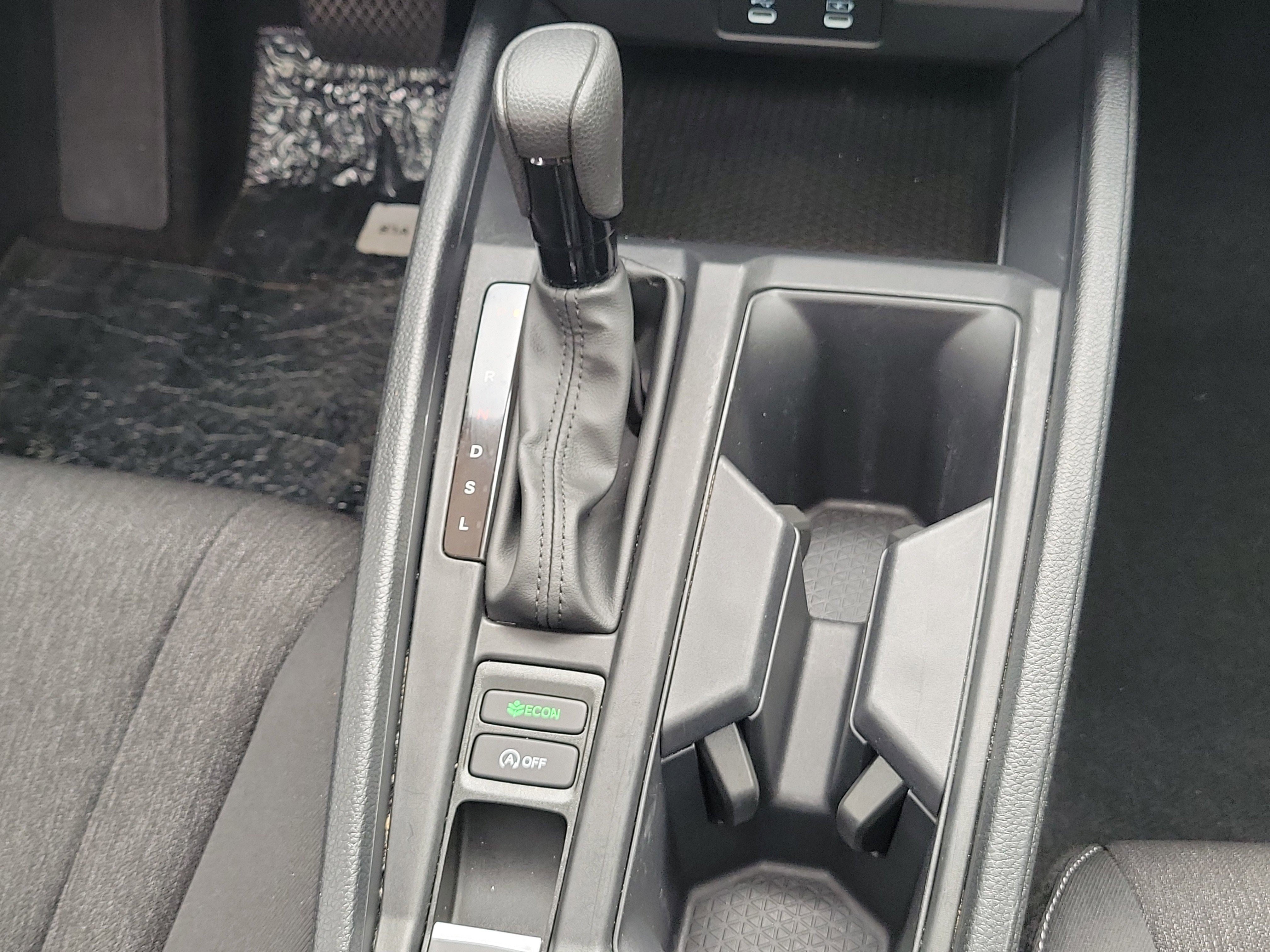 Used 2025 Honda Accord SE image 18