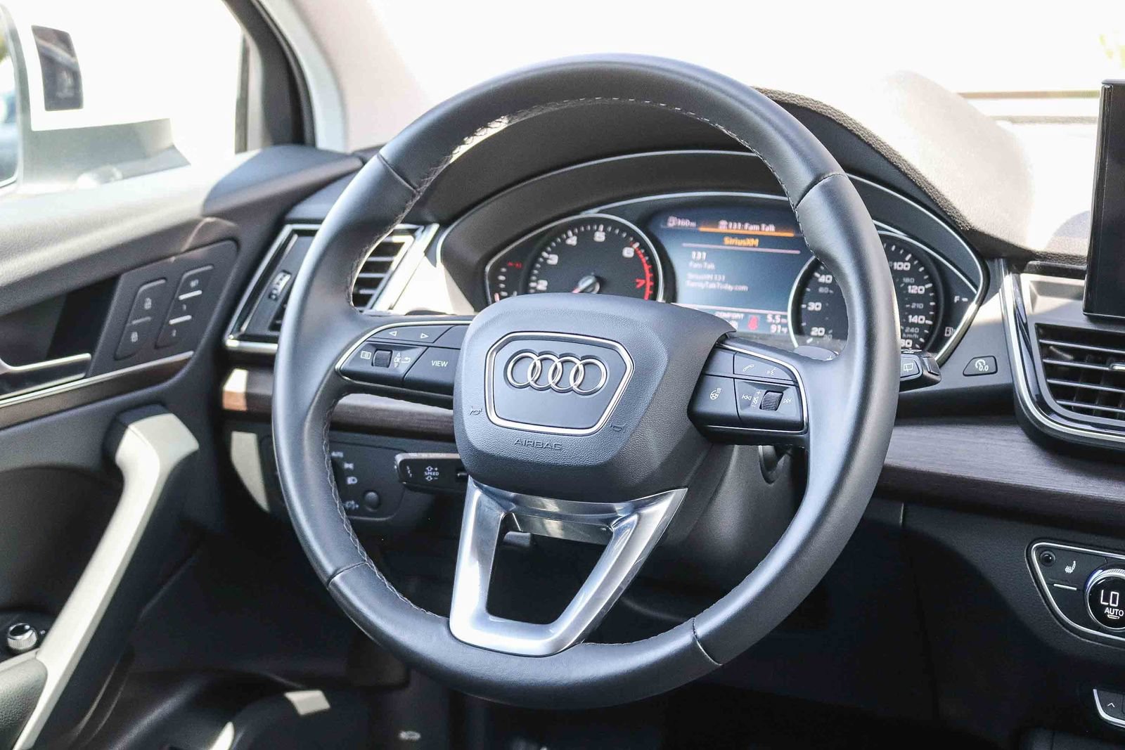 Certified 2023 Audi Q5 Premium AWD/4WD image 16