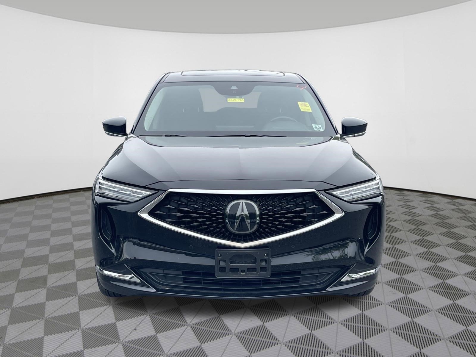 Used 2024 Acura MDX SH-AWD w/ Technology Package image 3