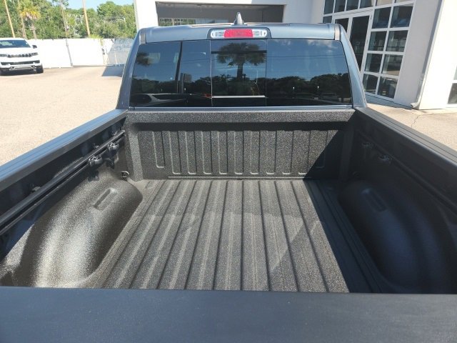 New 2026 RAM 1500 4x4 Crew Cab image 7