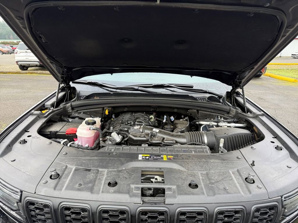 New 2025 Jeep Grand Cherokee L Altitude image 20