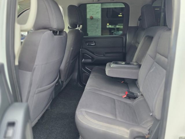 Used 2022 Nissan Frontier SV AWD/4WD image 15