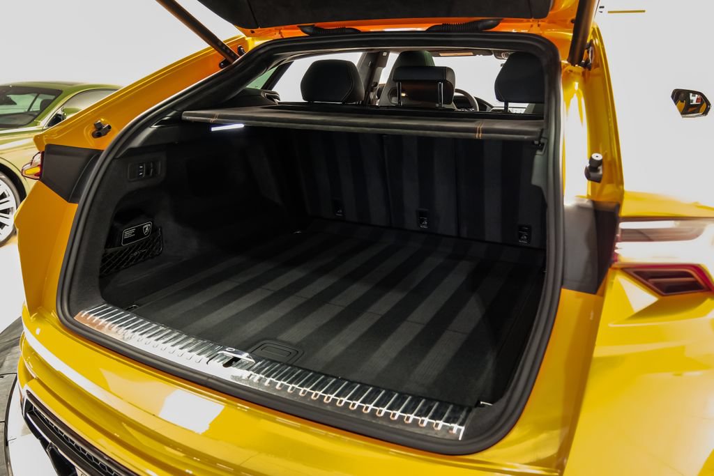 Used 2022 Lamborghini Urus AWD/4WD image 67