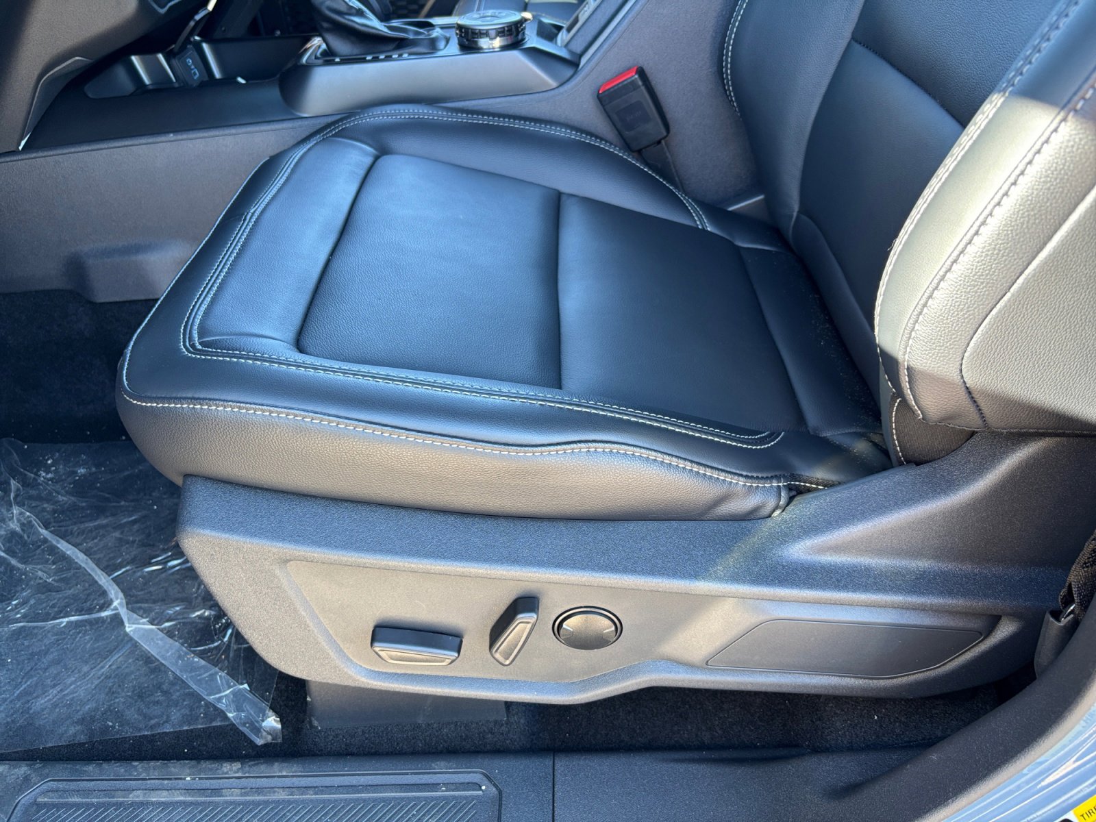 New 2025 Ford Bronco Outer Banks w/ Sasquatch Package image 13