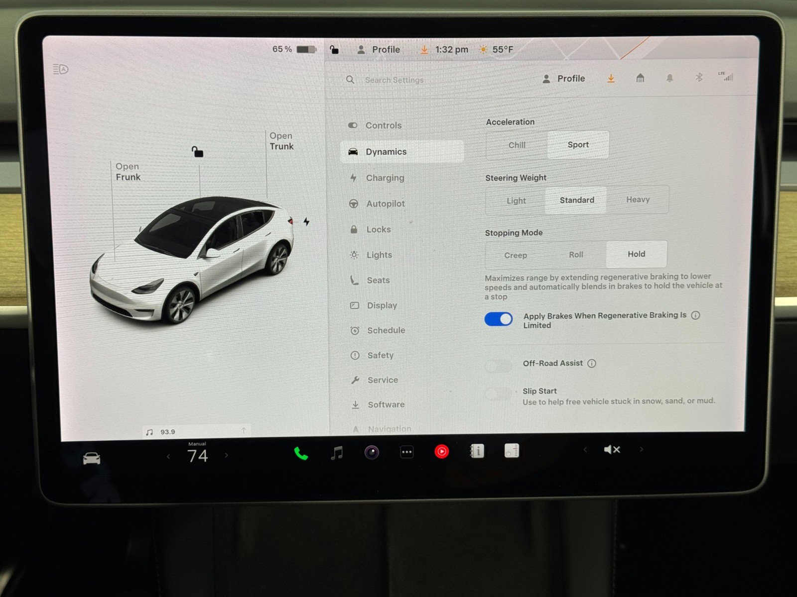 Used 2021 Tesla Model Y Long Range image 24