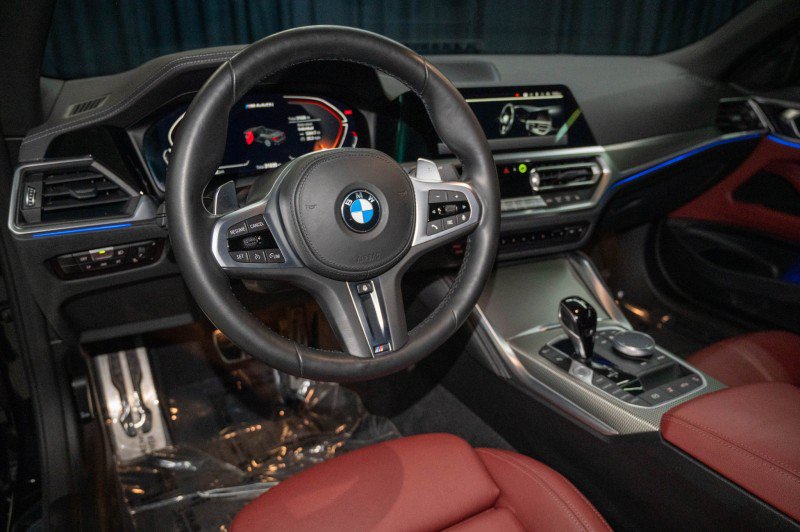 Used 2022 BMW M440i Convertible w/ Premium Package RWD image 13