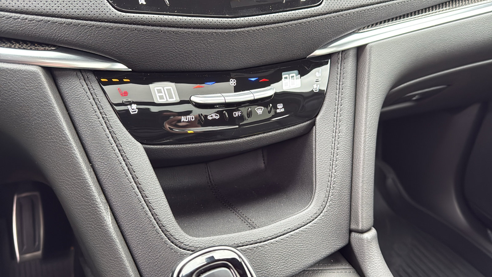 New 2025 Cadillac XT5 Sportv w/ Technology Package image 22