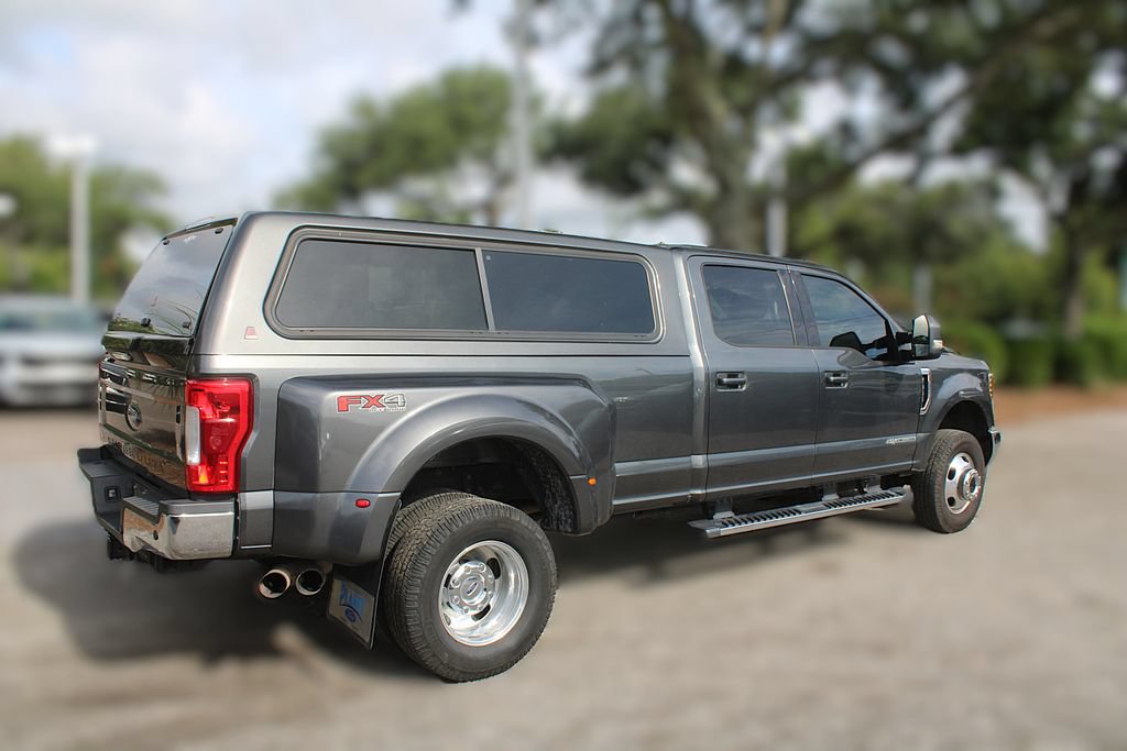 Used 2019 Ford F350 Lariat w/ Lariat Value Package AWD/4WD image 6