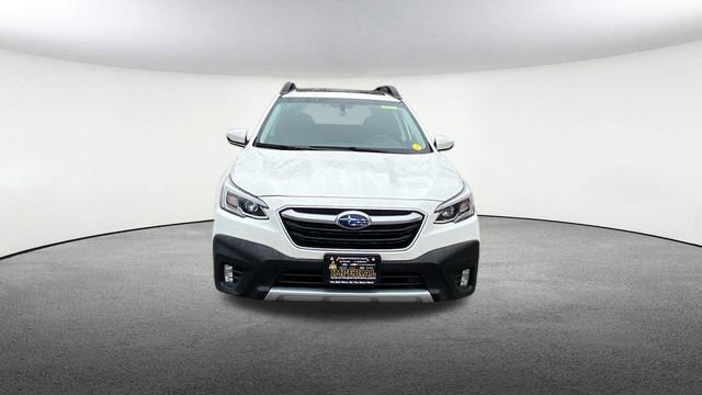 Certified 2022 Subaru Outback Limited image 3