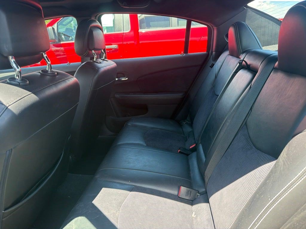 Used 2013 Chrysler 200 Limited w/ Sun/Sound Group FWD image 3