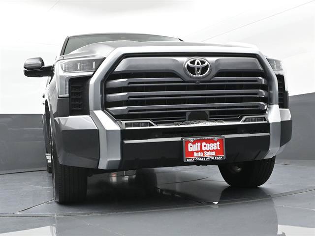 Used 2025 Toyota Tundra Limited RWD image 30
