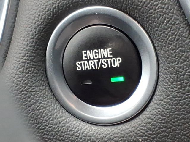 Used 2023 Chevrolet Traverse LT FWD image 25