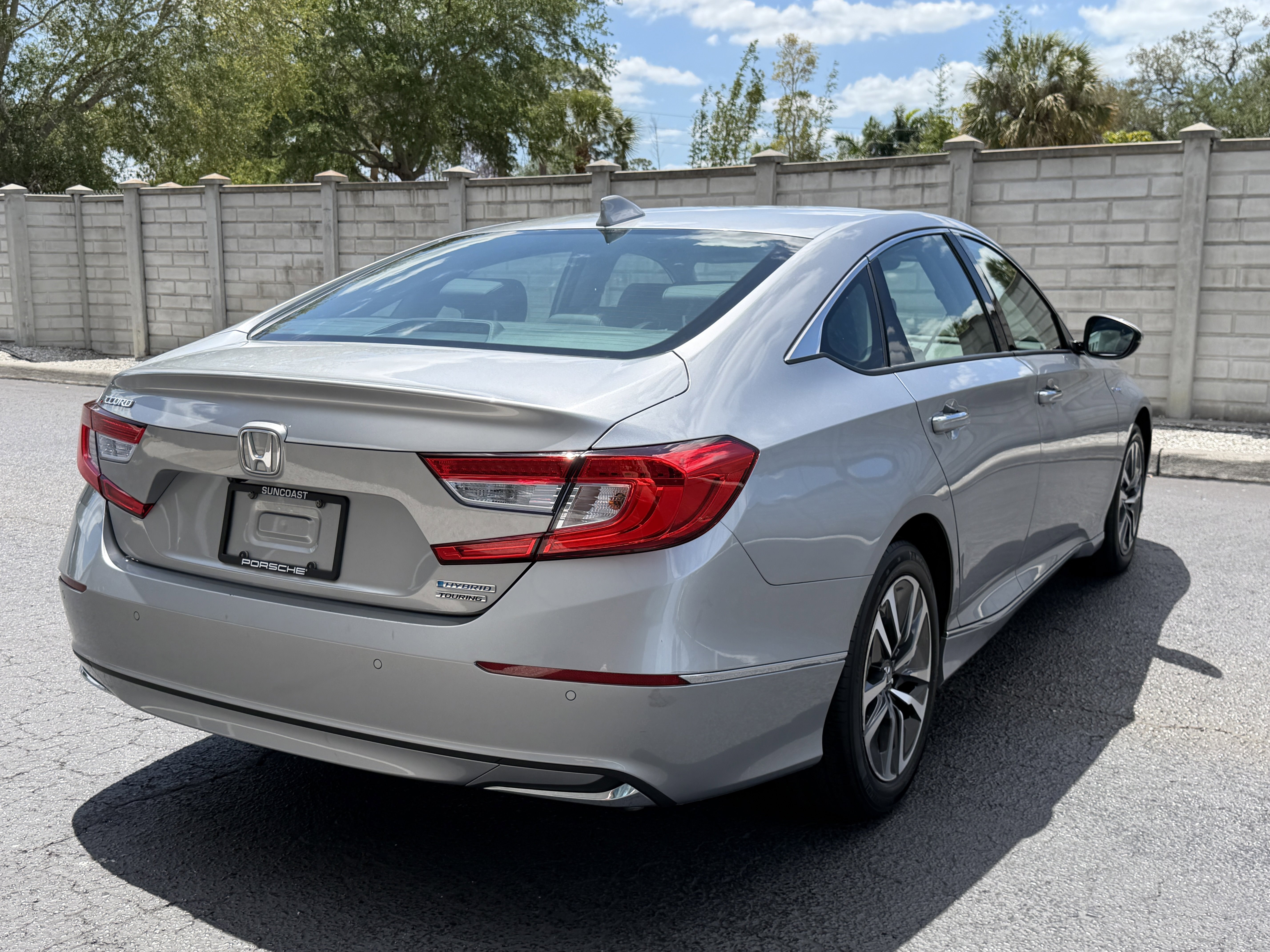 Used 2019 Honda Accord Touring image 6