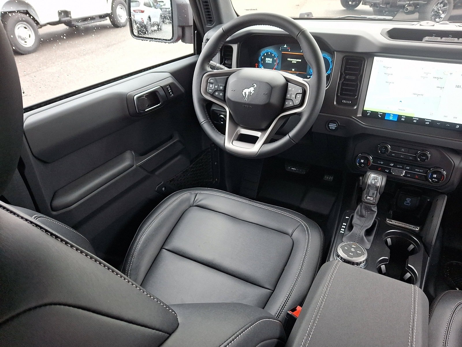 New 2025 Ford Bronco Big Bend w/ Black Diamond Package AWD/4WD image 7