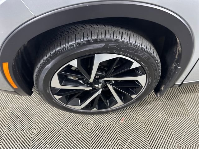 Used 2023 Mitsubishi Outlander SE image 10