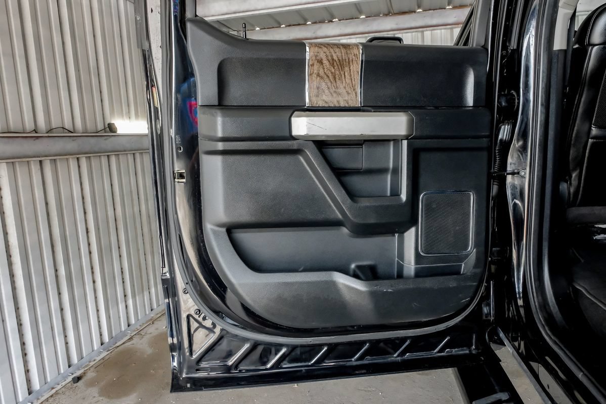 Used 2019 Ford F250 Lariat w/ Lariat Ultimate Package AWD/4WD image 46