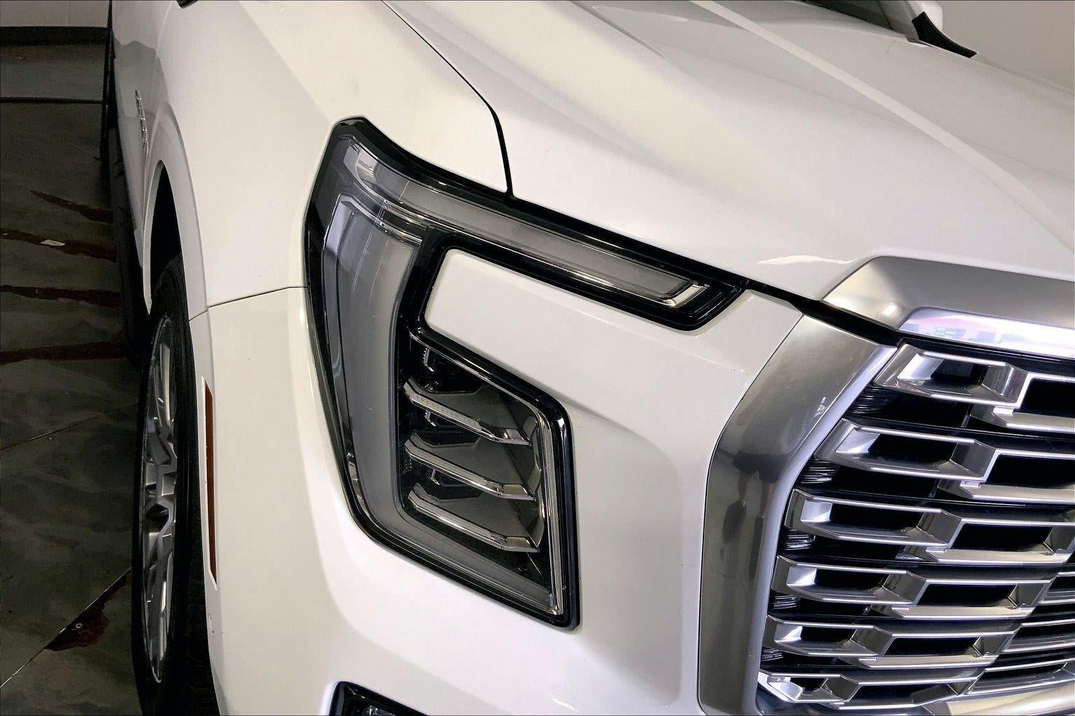 Used 2025 GMC Yukon Denali AWD/4WD image 27