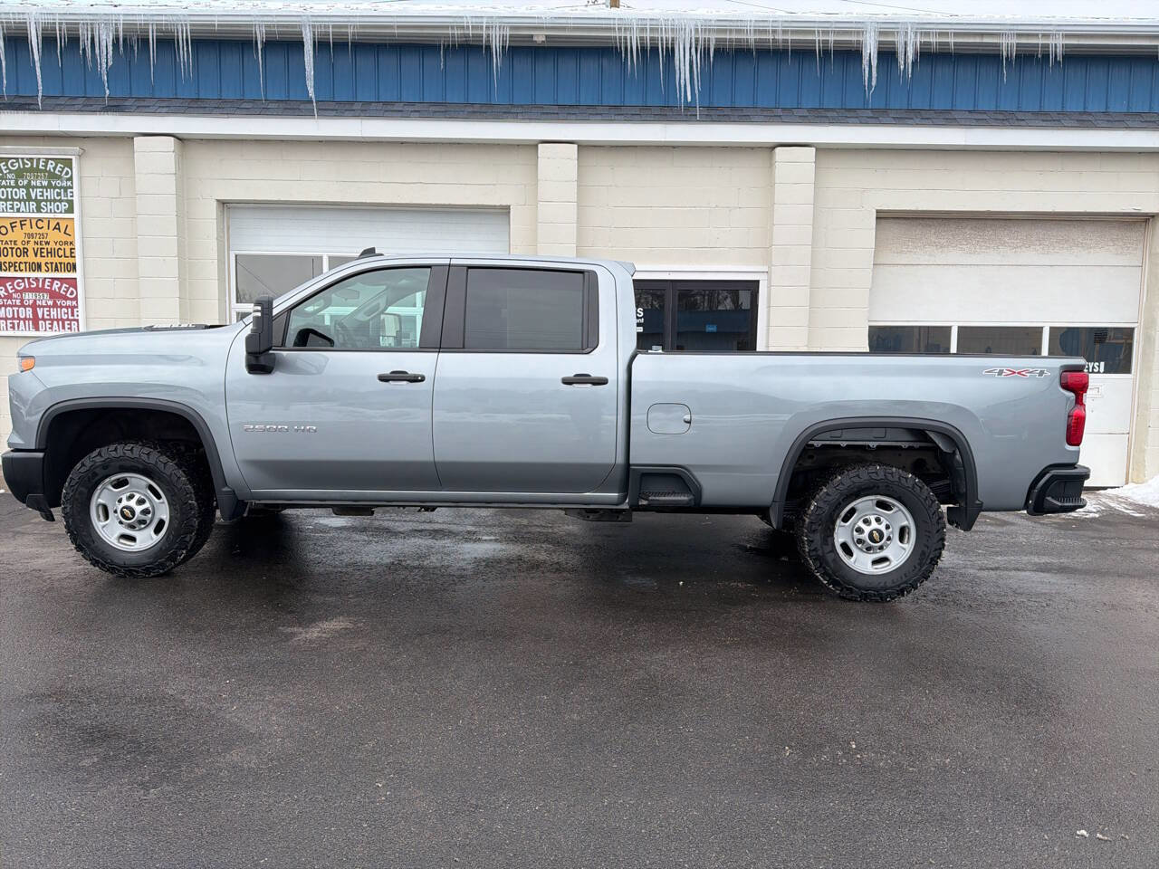 Used 2024 Chevrolet Silverado 2500 W/T w/ WT Convenience Package image 1