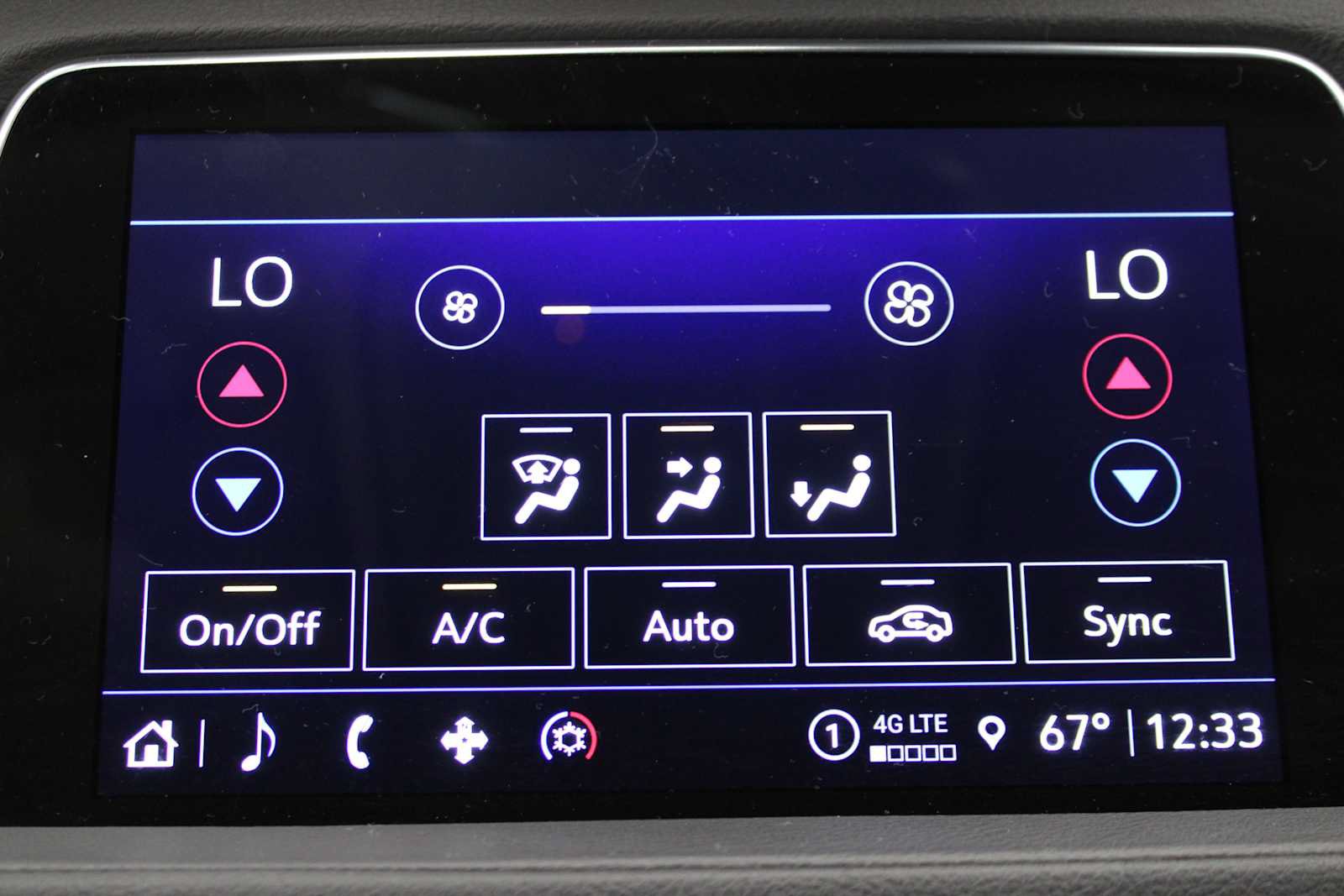 Used 2023 Cadillac XT4 Premium Luxury AWD/4WD image 29