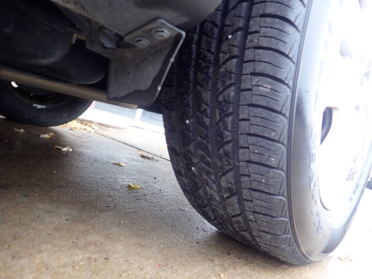 Used 2018 Dodge Journey SE image 20