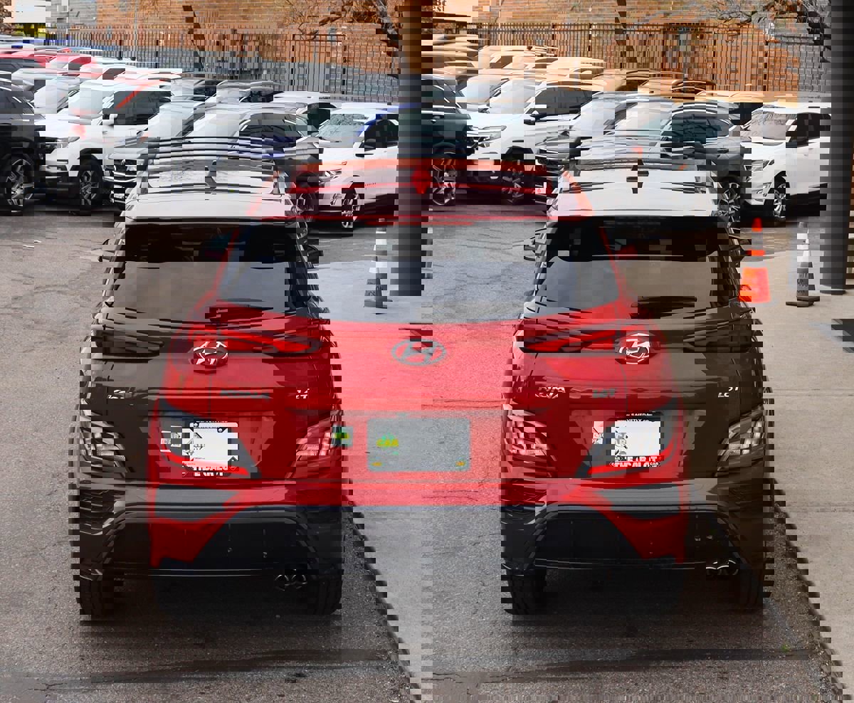 Used 2022 Hyundai Kona N Line w/ Tech Package image 11