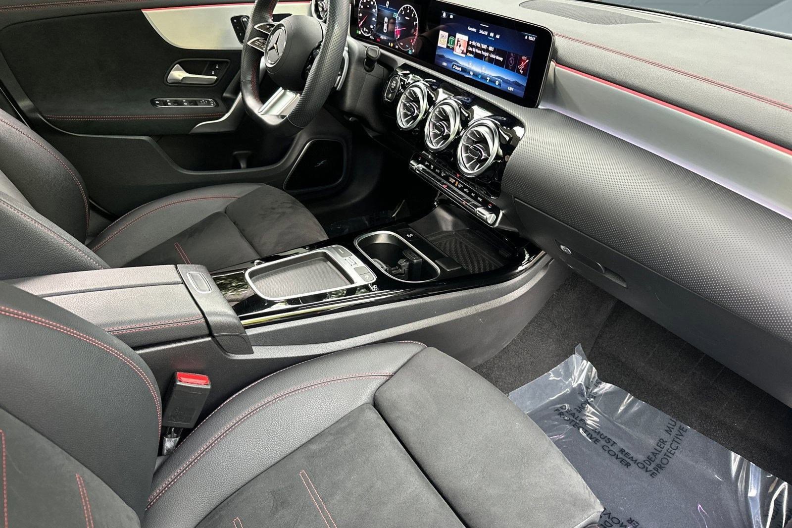 Certified 2025 Mercedes-Benz CLA 250 image 32